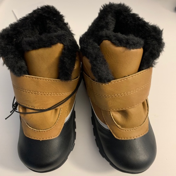 H&M Waterproof Winter Leather Boots Size 7.5 - Picture 4 of 4